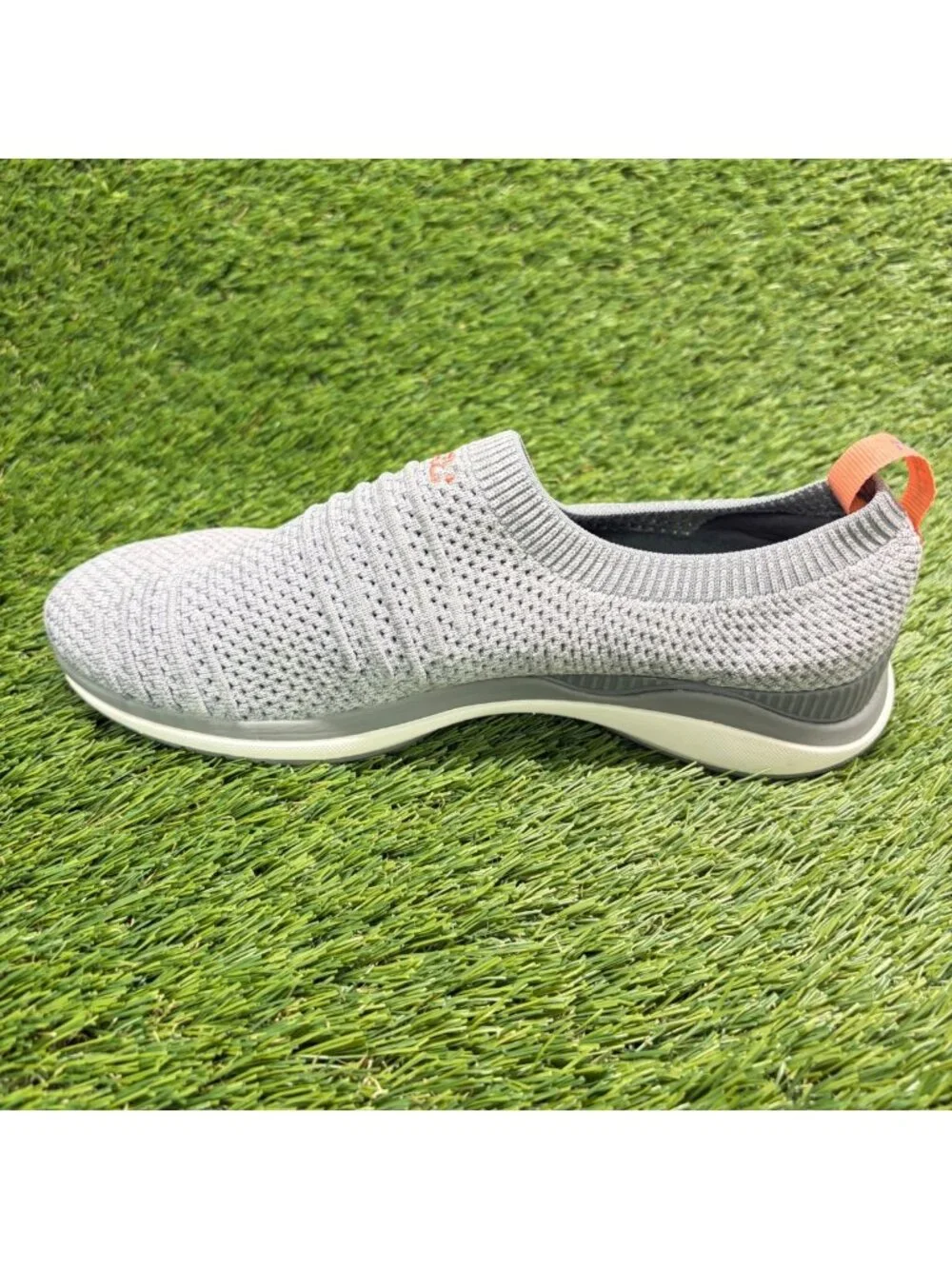 Kuru Stride Womens Size 8 Gray White Peach Athletic Running Shoes Sneakers
